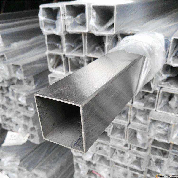 square-steel-pipe-40-40mm-(3)